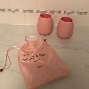 2 Odeme pink silicone wine glasses with bag.